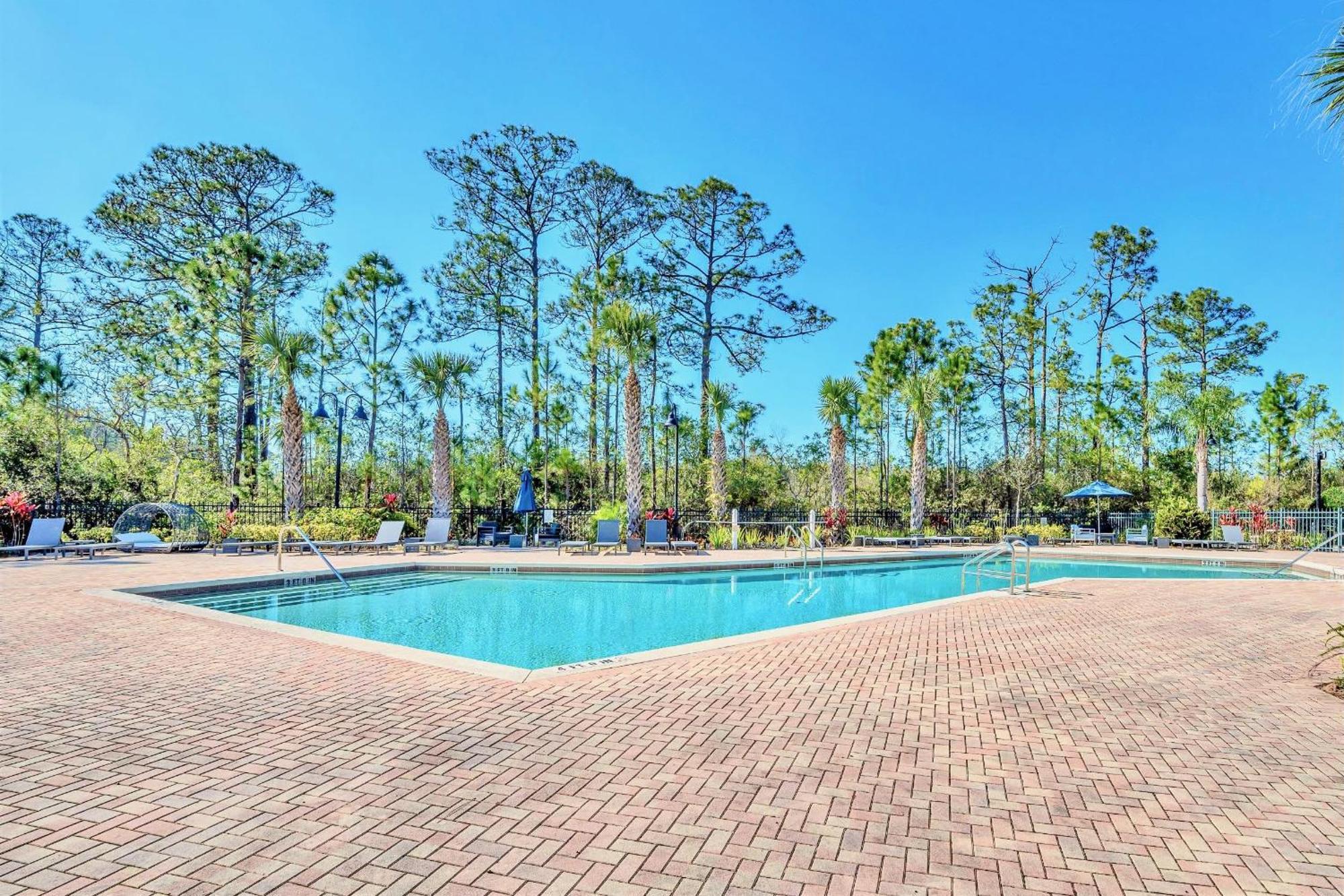 Luxury 2Br Condo - Pool & Hot Tub - Near Disney Orlando Esterno foto