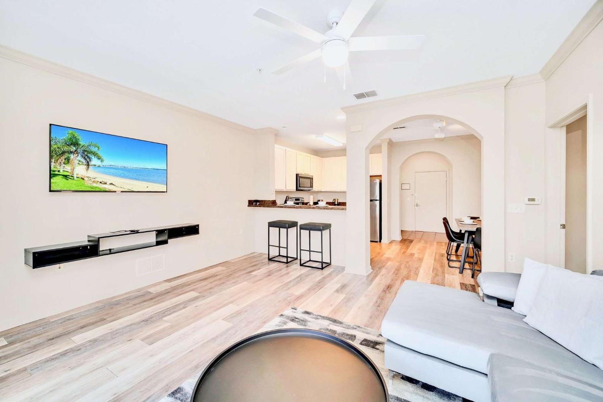 Luxury 2Br Condo - Pool & Hot Tub - Near Disney Orlando Esterno foto